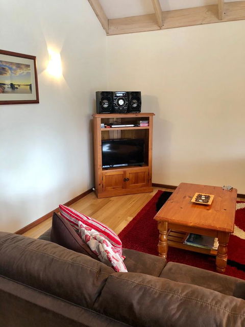 Denmark Reflections - Accommodation Yamba 7