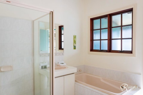 Riverglen Chalets - Accommodation Yamba 20