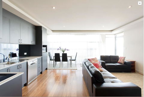 Adele's Luxury South Beach Apartment With King Bed - Accommodation Yamba 1
