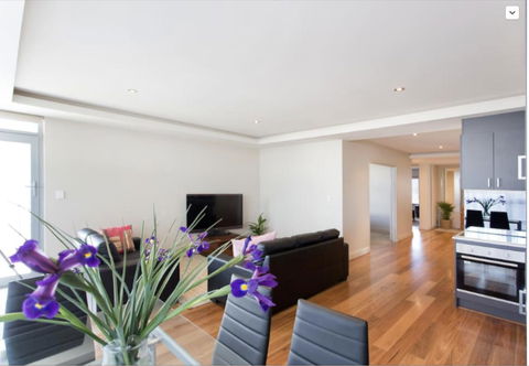 Adele's Luxury South Beach Apartment With King Bed - Accommodation Yamba 9