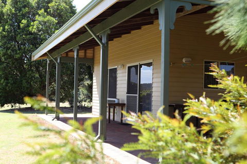 Riverside Retreat Chalets, Walpole - Accommodation Yamba 5