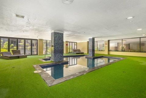 Oversized Eastend Sleeps 6 Free PARKING+POOL WIFI - Accommodation Yamba 29