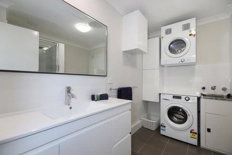 West Beach Lagoon 218 - Outstanding Value! - Accommodation Yamba 11