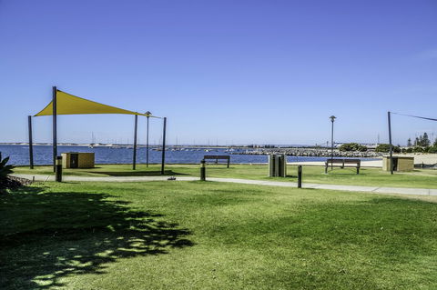 Luxury Suite Bunbury - Accommodation Yamba 20