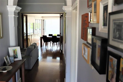 Fremantle Heritage Home For You To Enjoy! - Accommodation Yamba 4