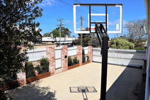 Fremantle Heritage Home For You To Enjoy! - Accommodation Yamba 8