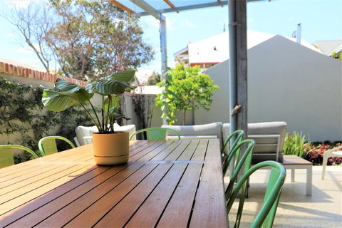 Fremantle Heritage Home For You To Enjoy! - Accommodation Yamba 5