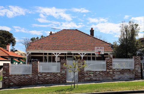Fremantle Heritage Home For You To Enjoy! - Accommodation Yamba 0