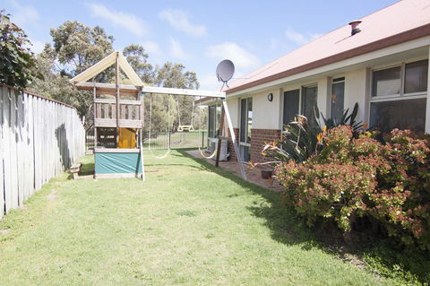Stableford Cottage Holiday Home Dunsborough - Accommodation Yamba 5