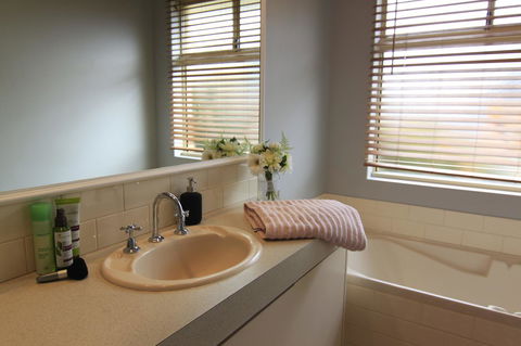 Stableford Cottage Holiday Home Dunsborough - Accommodation Yamba 34