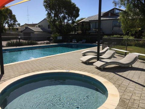Geographe Bay Apartment - Accommodation Yamba 5