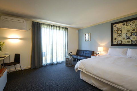 Sullivans Hotel - Accommodation Yamba 18