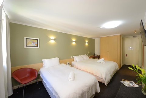 Sullivans Hotel - Accommodation Yamba 11