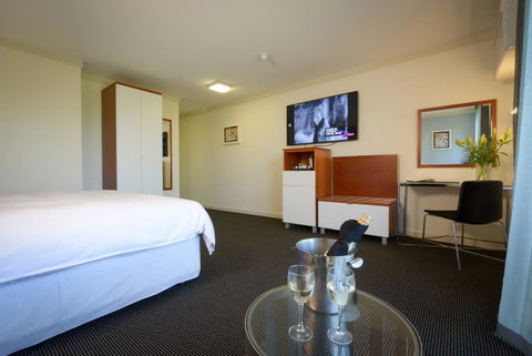 Sullivans Hotel - Accommodation Yamba 17