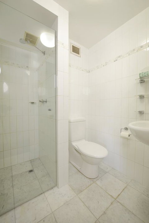 Sullivans Hotel - Accommodation Yamba 9