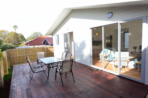 Sunny Blinco Street House - Accommodation Yamba 11