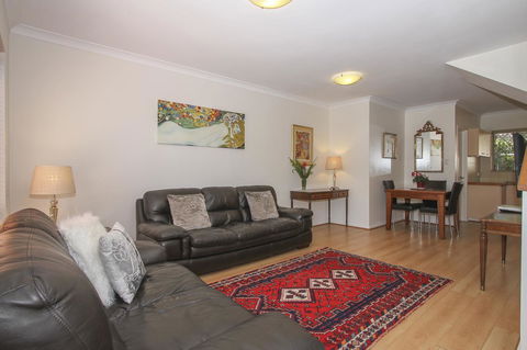 Leederville Townhouse - Accommodation Yamba 0