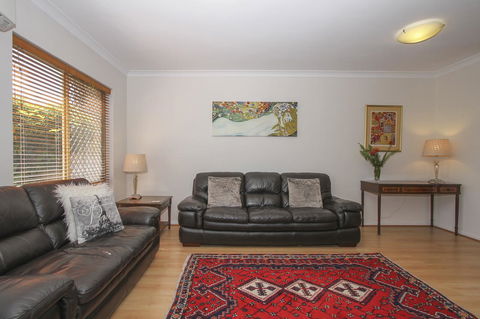 Leederville Townhouse - Accommodation Yamba 9