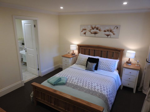 Quiet Escapes Cottages - Accommodation Yamba 8