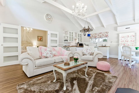 Quiet Escapes Cottages - Accommodation Yamba 20