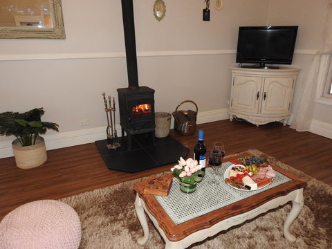 Quiet Escapes Cottages - Accommodation Yamba 4