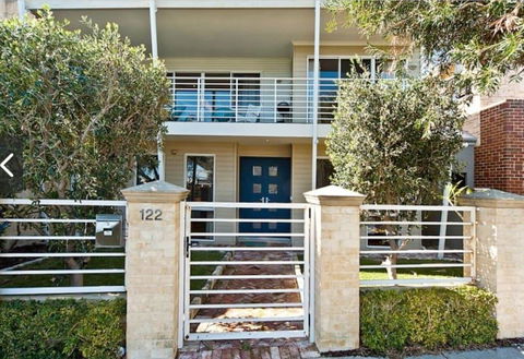 Fremantle Local Beach Studio - Accommodation Yamba 1
