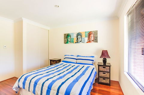Seatrees Accommodation - Accommodation Yamba 12