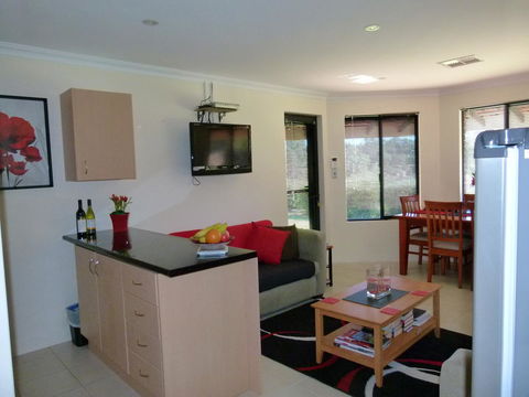 Seatrees Accommodation - Accommodation Yamba 15