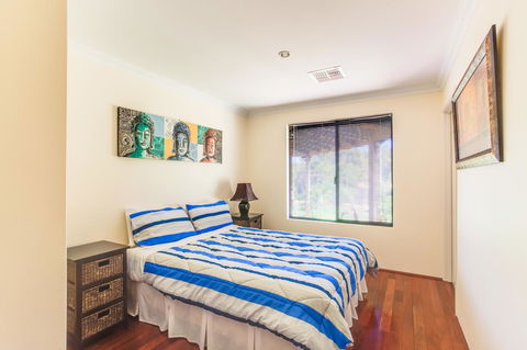 Seatrees Accommodation - Accommodation Yamba 11