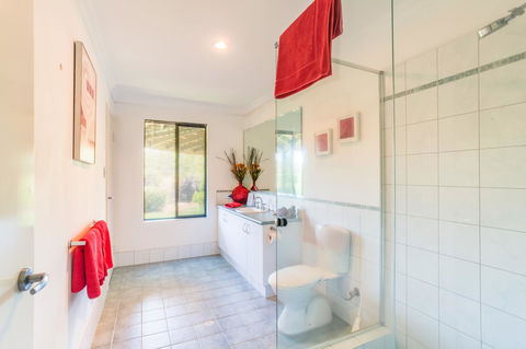Seatrees Accommodation - Accommodation Yamba 10