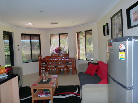 Seatrees Accommodation - Accommodation Yamba 14