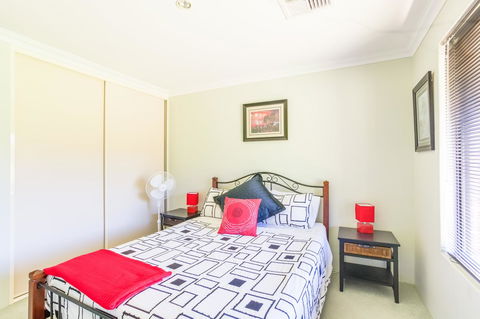 Seatrees Accommodation - Accommodation Yamba 27