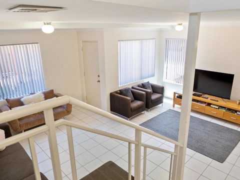 Cooper Street - Accommodation Yamba 5