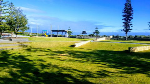Mandurah Beach Front Apartment - Accommodation Yamba 9
