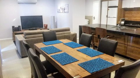Mandurah Beach Front Apartment - Accommodation Yamba 2