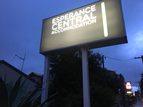Esperance Central Accommodation - Accommodation Yamba 12