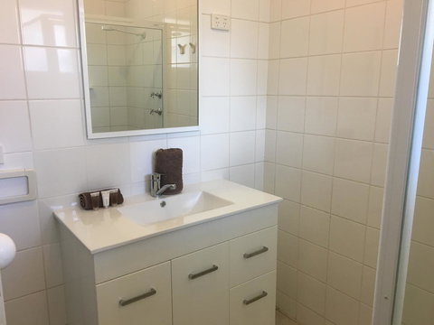 Esperance Central Accommodation - Accommodation Yamba 10