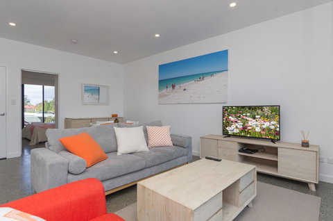 Sunset Place Apartments - Accommodation Yamba 14