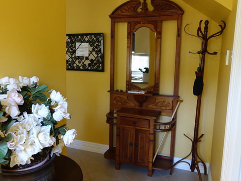 The Blacksmiths Cottage - Accommodation Yamba 17