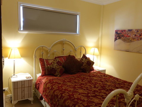 The Blacksmiths Cottage - Accommodation Yamba 24