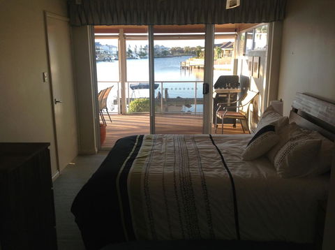 Waterside Canal Dreams - Accommodation Yamba 17