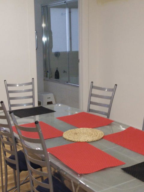 DIANELLA Budget Rooms Happy Place To Stay - Accommodation Yamba 27
