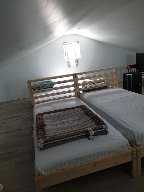 DIANELLA Budget Rooms Happy Place To Stay - Accommodation Yamba 5