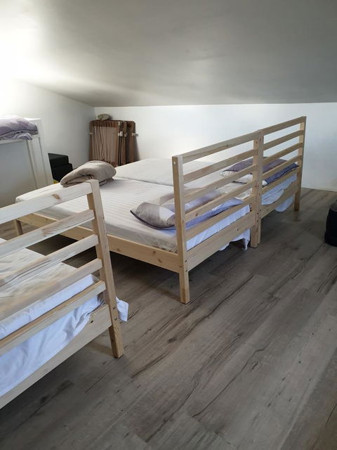 DIANELLA Budget Rooms Happy Place To Stay - Accommodation Yamba 21
