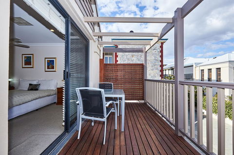 Fremantle Townhouse Unit 6 - Accommodation Yamba 10