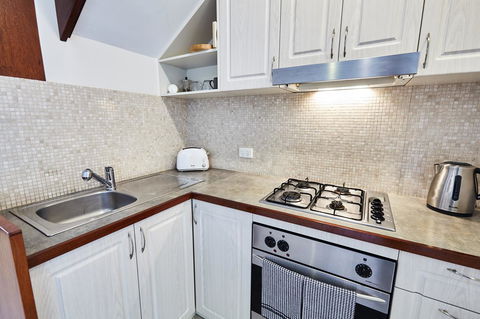 Fremantle Townhouse Unit 6 - Accommodation Yamba 4