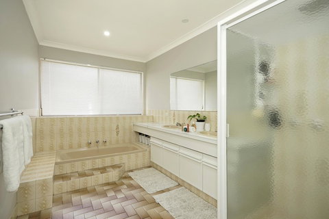Marcus Villa Booragoon - Accommodation Yamba 10