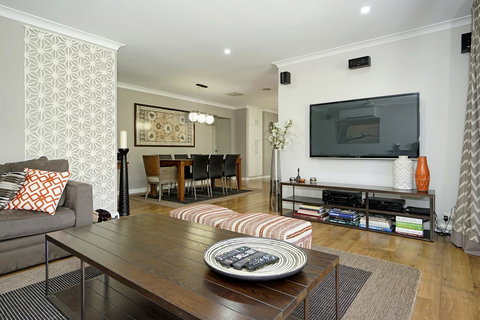 Marcus Villa Booragoon - Accommodation Yamba 4