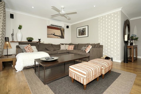 Marcus Villa Booragoon - Accommodation Yamba 8