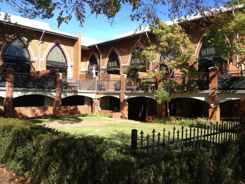 Cloisters - Accommodation Yamba 18